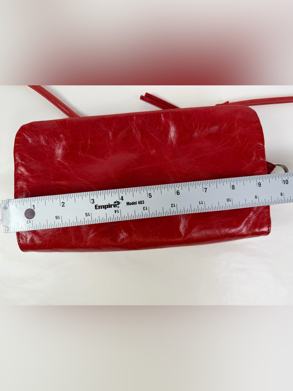 Red leather Hobo crossbody - Picture 8 of 10